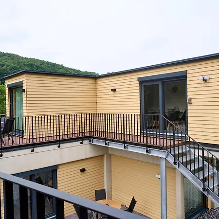 Luxuscontainer Am Nuerburgring #2 Apartment *